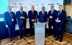 W Śląskim Urzędzie Wojewódzkim w Katowicach, odbyła się współorganizowana przez SRK S.A. konferencja dotycząca budowy pierwszej polskiej fabryki ogniw dla magazynów energii  (8)