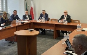 OTWARCIE OFERT PRZETARGU NA UZDATNIANIE REJONU CMENTARZA W TRZEBINI (3)