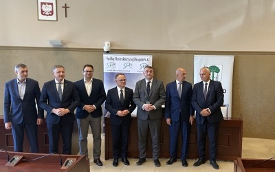 KOLEJNE POKOPALNIANE TERENY ZYSKAJĄ NOWE FUNKCJE (1)