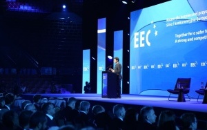 W CENTRUM GOSPODARCZYCH DEBAT (6)